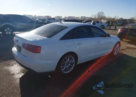 2013 Audi A6 3.0T Premium z USA, uszkodzony, nr VIN WAUGGAFC2DN013999
